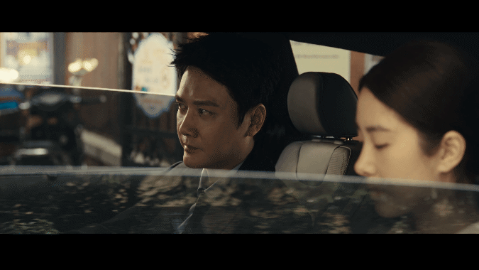 杨采钰新剧30岁做美甲被赶出家门杨采钰全新角色周媚反差感拉满，在职场中精致洒脱、