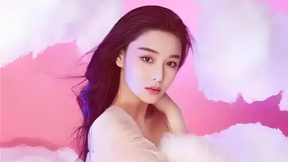 张馨予恋综梦碎？婚姻幸福却难掩通告困境

张馨予心中藏着一个甜蜜的梦想——与老公