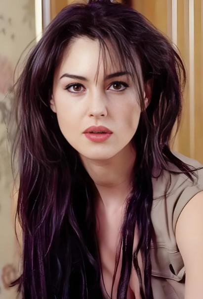 意大利美女远嫁河南14年，拒改儿子中国籍！老公争辩道：高考独木桥你懂不懂？她的回