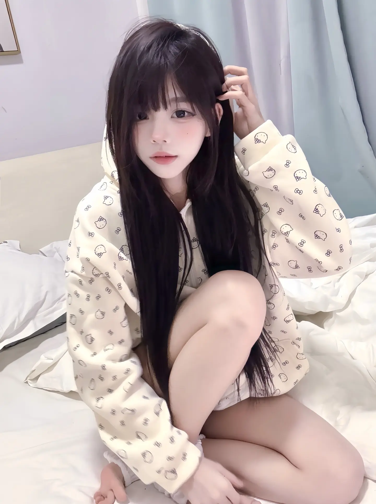 你身上有她的香水味 一闻就没我的贵。