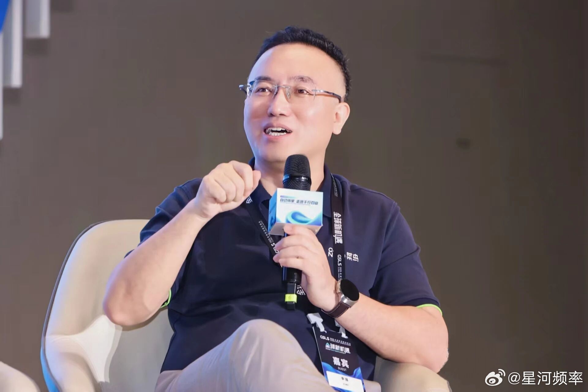 前菜鸟CTO李强正式下场，创办了杭州昆腾动力智能有限公司。目前，该公司已完成超亿