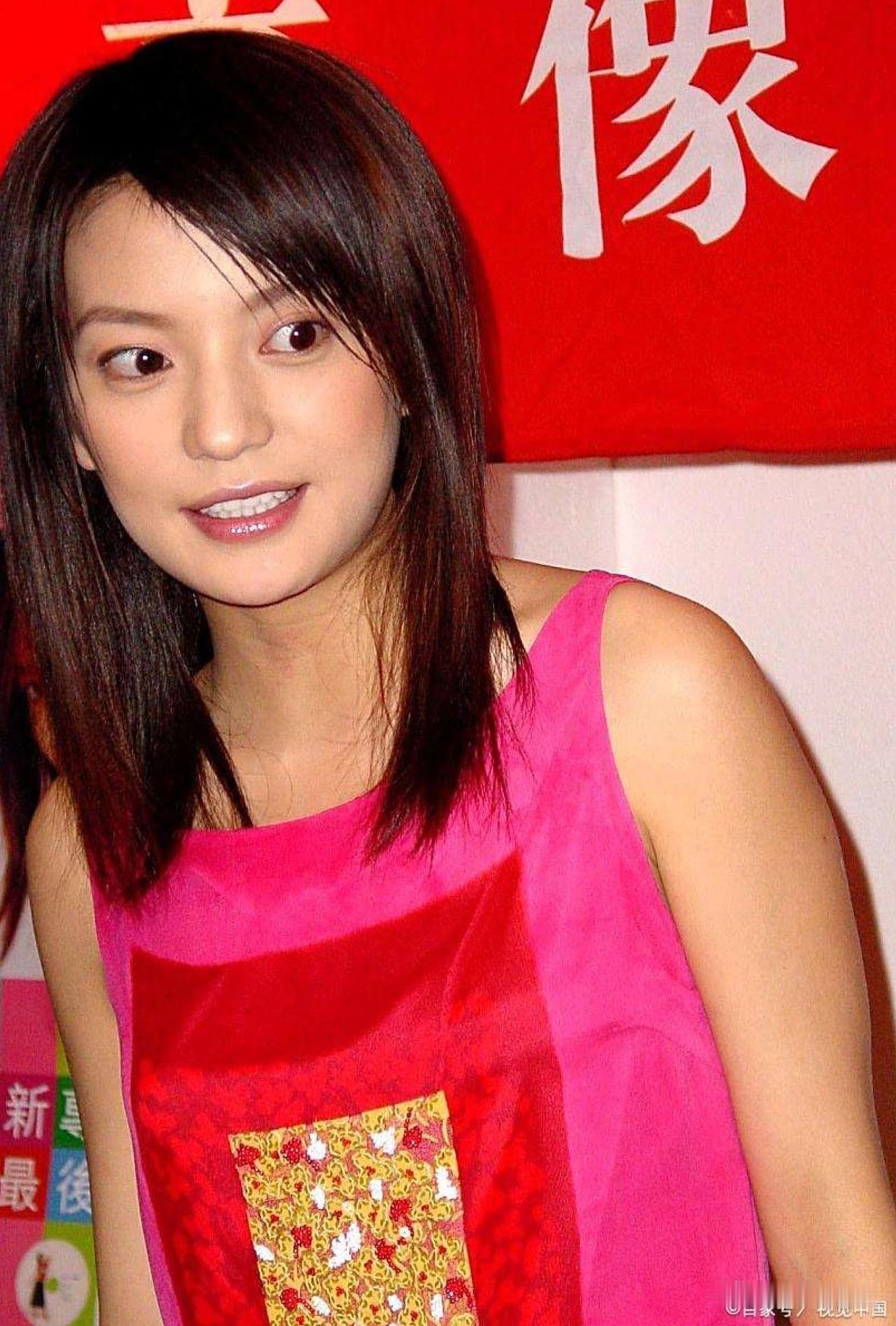 有一个姑娘，她有一些任性，还有一些嚣张！