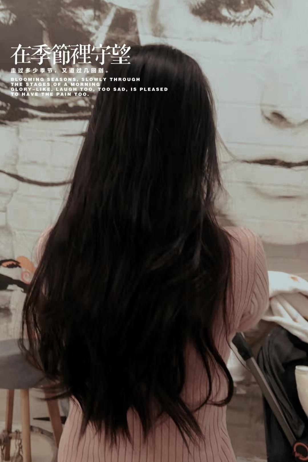 #妈妈的理想生活# 养两个娃我真没少掉头发啊~现在能有这个发量，已经很庆幸了。我