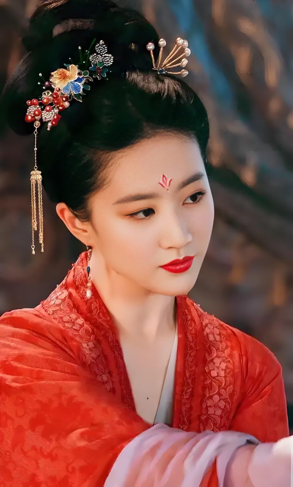 梦华录·刘亦菲 | 「顾盼生辉」四字有了脸！刘亦菲好美 ​​​