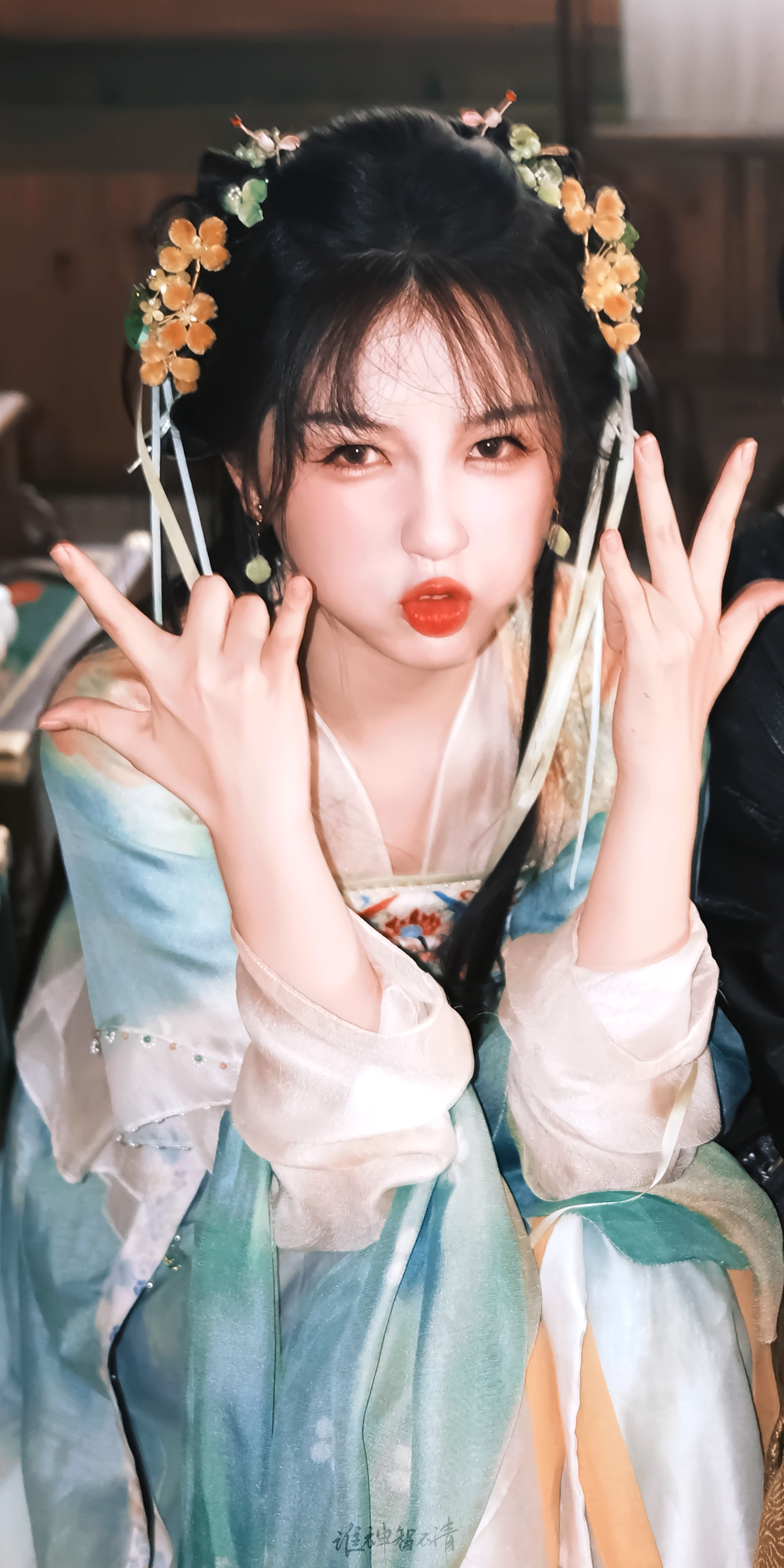 上哪领养一只可爱喵喵🐱凌妙妙｜壁纸尺寸#虞书欣凌妙妙黑化前vs黑化后# ​​​