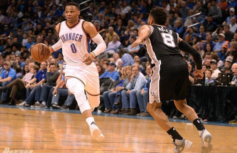 NBA首节战报 马刺攻防一体首节就打出了季后赛级别的对抗！马刺与雷霆合计仅6次罚