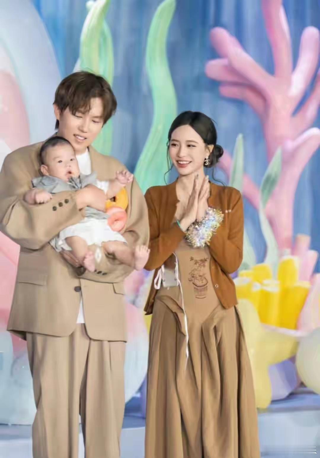  产后8个月逆袭成“纸片人”，带娃间隙碎片化运动+不节食食谱，既不影响母乳又高效