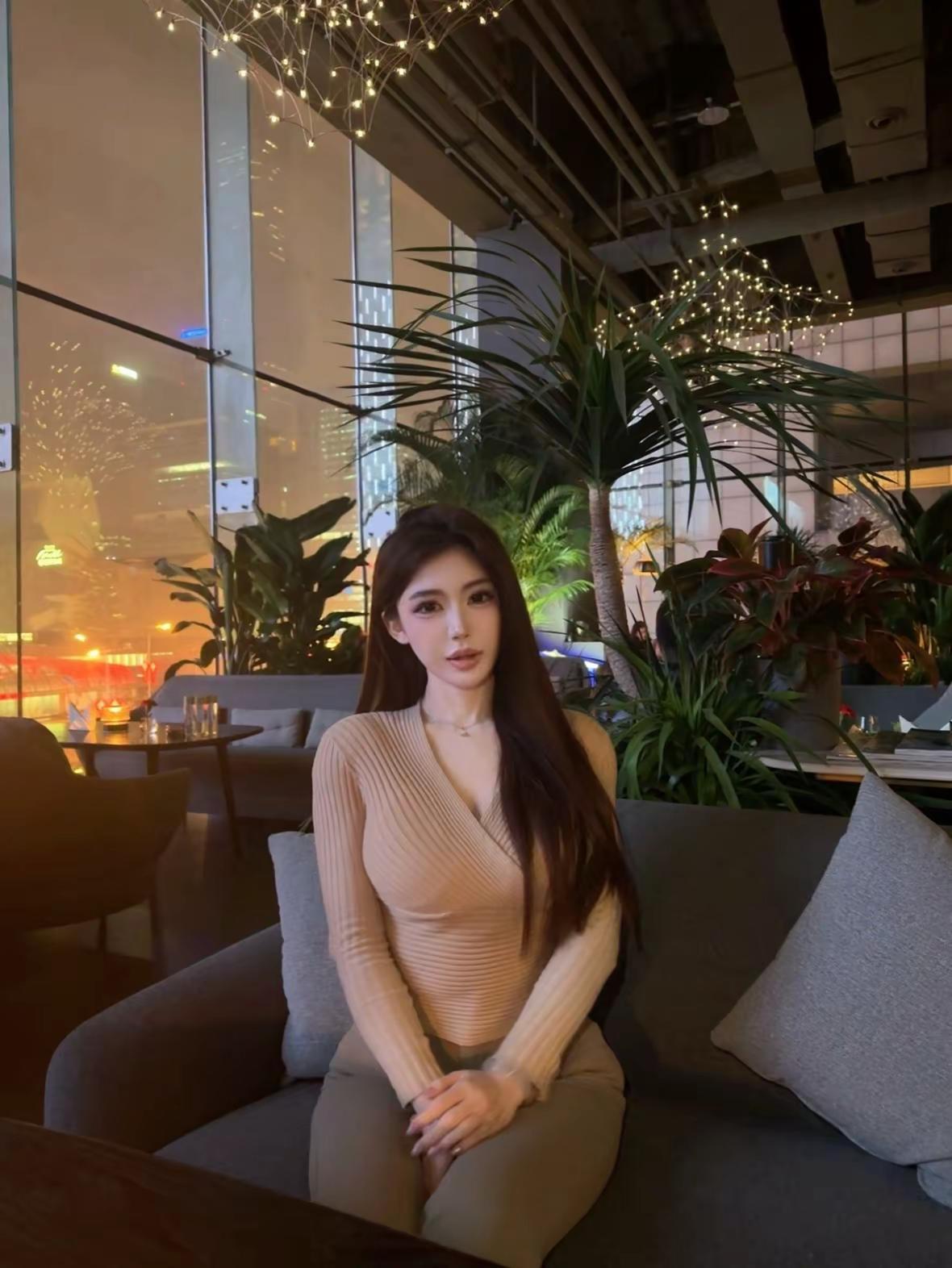 别再看我了，我过得比你好。sexygirl 保安日记