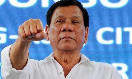 “要是中国愿意，菲律宾可以成为中国的一个省！”2018年菲律宾前总统杜特尔特公开