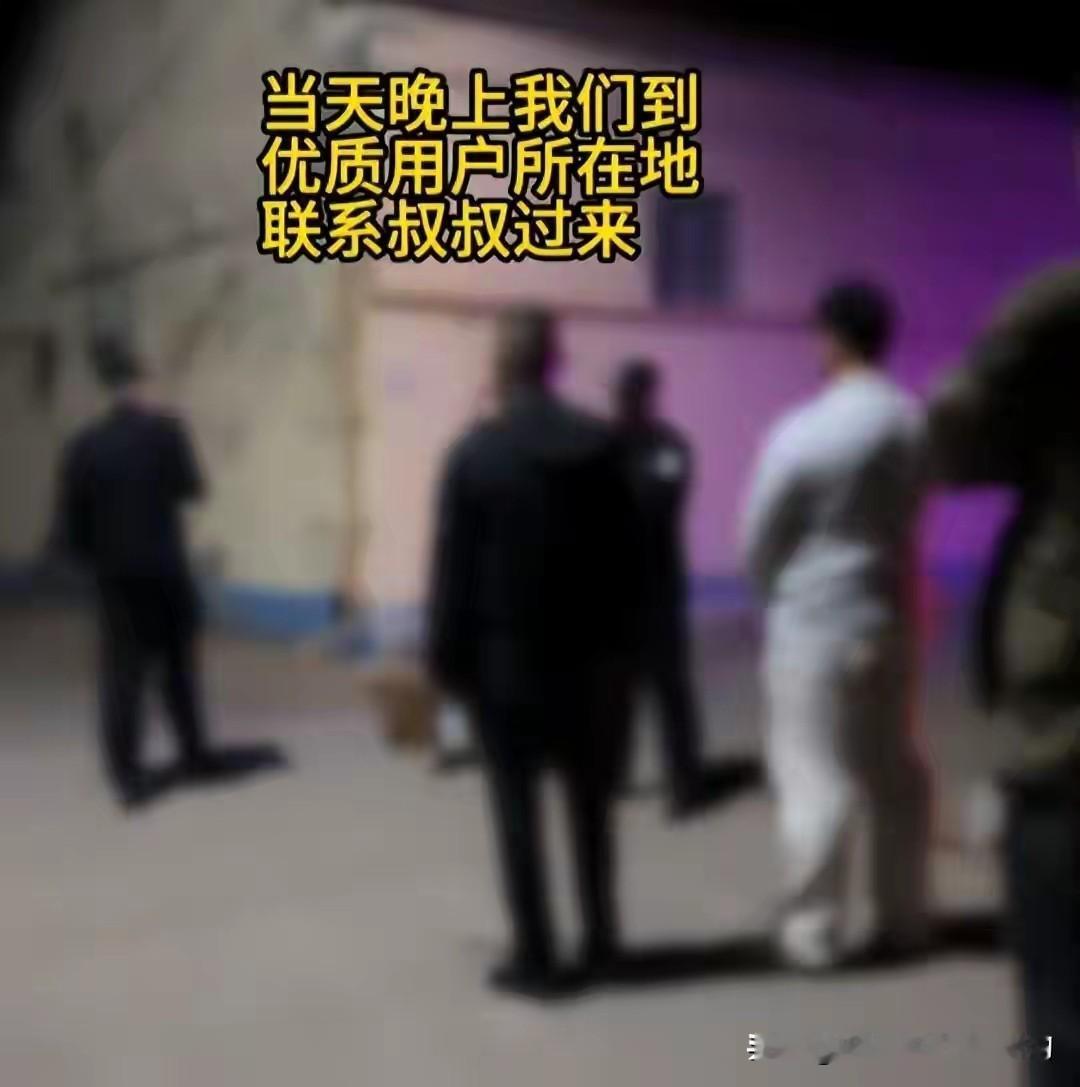 炸裂！“拿刀砍人”加“惯犯被立案”，这位德州榴莲姐，这次彻底狂不起来了。

曾嚣