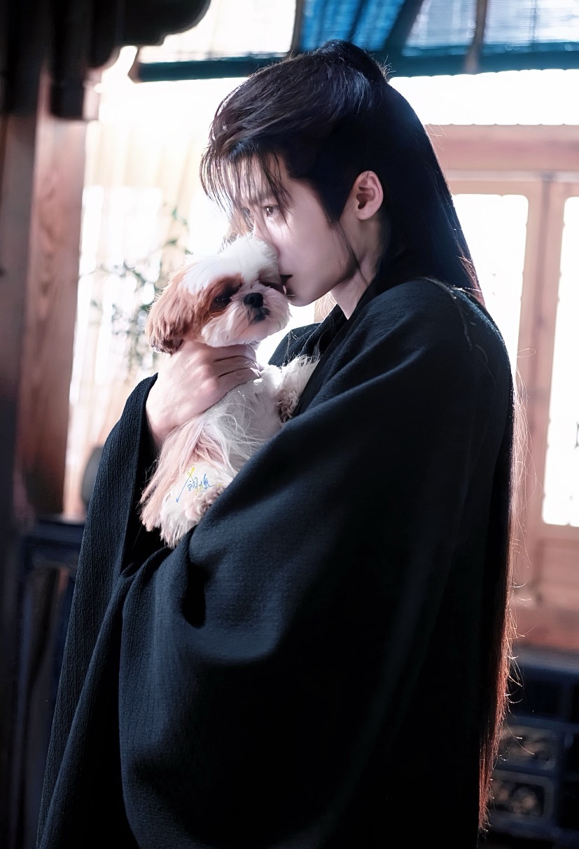 谢家主和小狗🐶檀健次谢却山  | 檀健次何不同舟渡