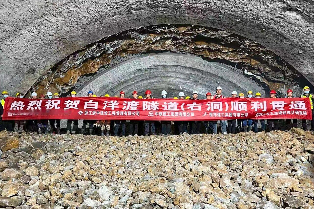 日前，武义县白杨线莹乡路至冷水坑段改建工程（莹乡路至法金线段），项目关键控制性工