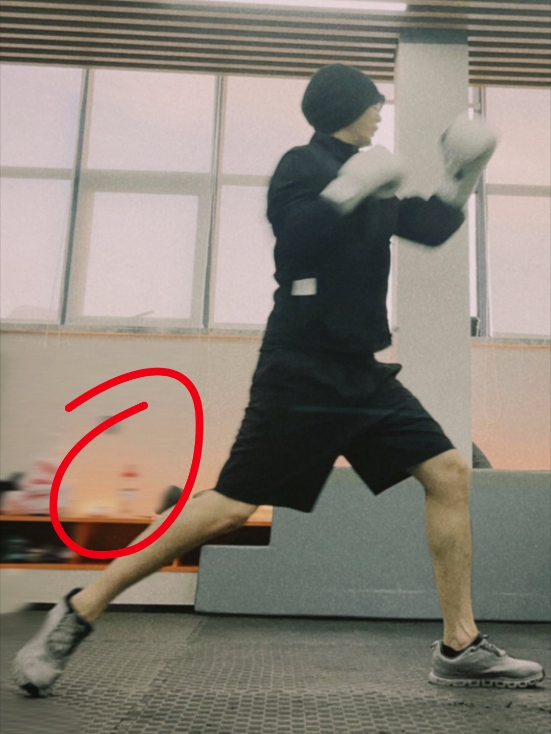 成毅同款李子园也是喝上了🥵看完林彦廷打拳🥊我能直接干一整瓶，太燥热了！ 