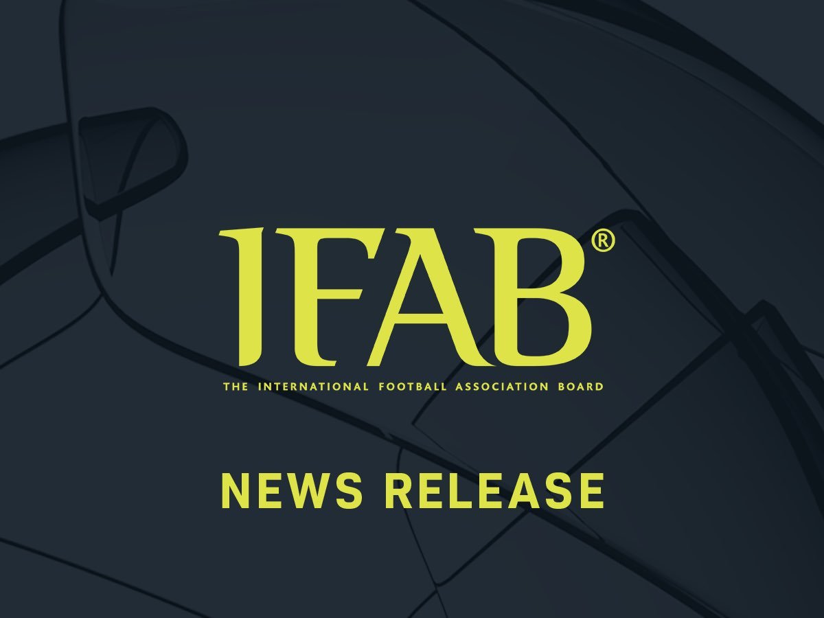 国际足球协会理事会（IFAB）发布公告，进一步明确世界杯期间，进攻方犯规时VAR