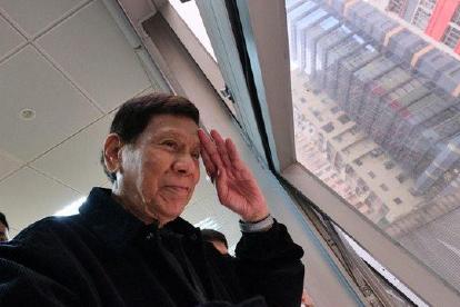 杜特尔特可能不是纯粹意义上的好人，但是他绝对是一个有益于菲律宾社会的狠人！
同时