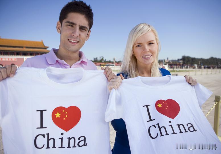 狠狠打了西方媒体的脸！中国对54个国家免签后，本想吸引游客，没想到竟打破了西方媒