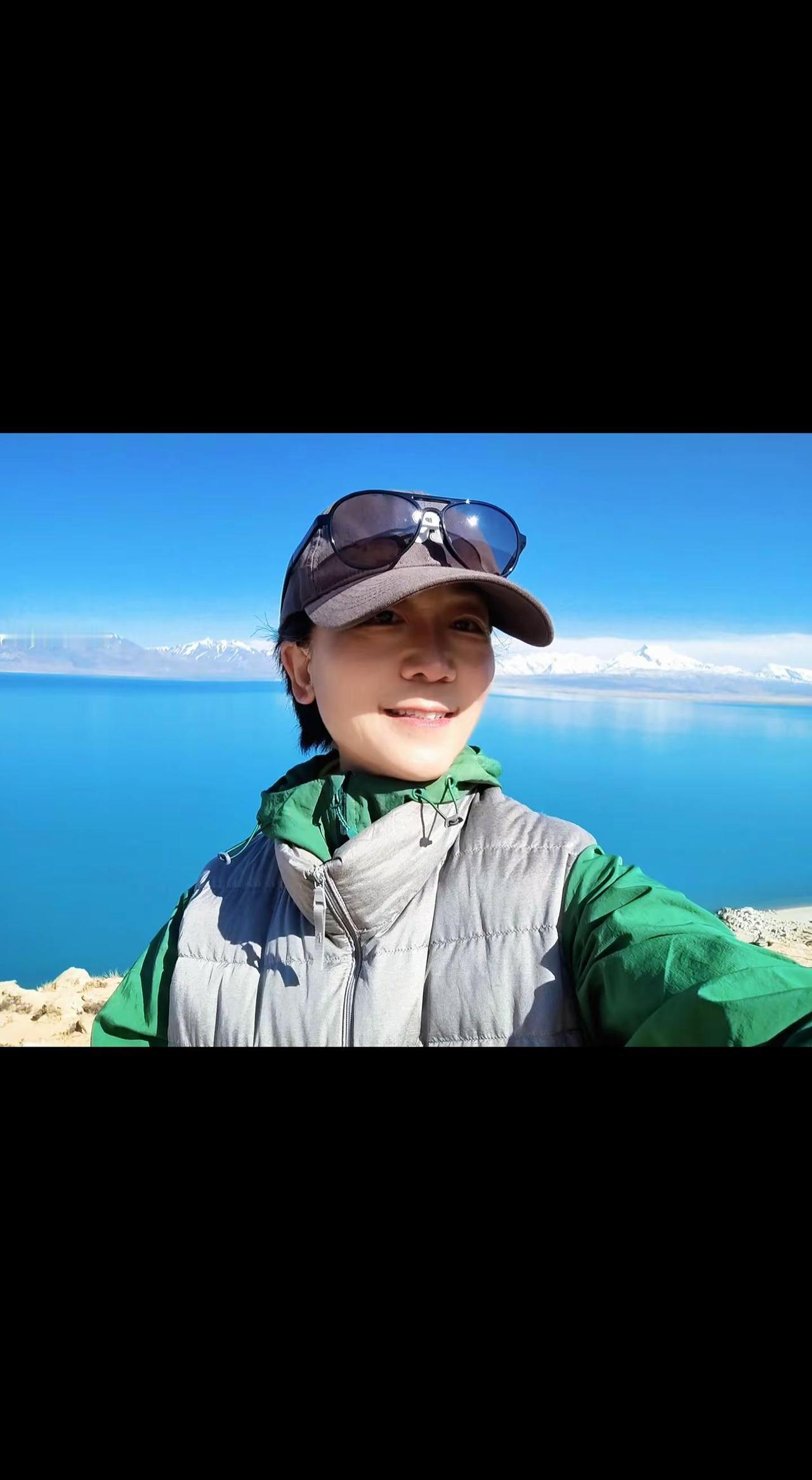 前面没人给你指路，身后也没人替你兜底。撞了南墙自己修，跨了难关自己渡。这辈子就这