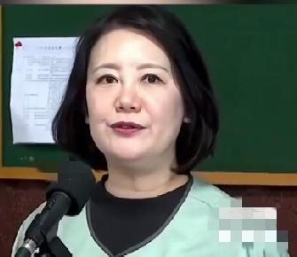 吴思瑶当前的主要目标是盯紧蒋万安，蒋万安一有风吹草动，这个老狐狸就开始出来放臭屁