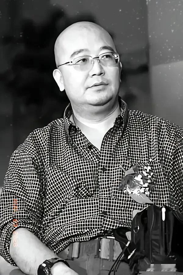 看了唐师曾去世的消息，
我默默做了三个决定：
 
第一，别再拿“没时间”当借口，