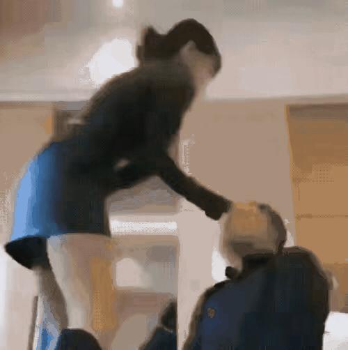 老婆：看你还敢不敢再喝！天天与几个狐朋狗友喝、喝、喝！喝就喝吧，还一喝就多；喝多