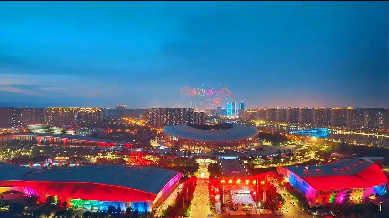 任贤齐的演唱会后，5月18 日，5 月19日，邓紫棋在太原体育中心体育场举办演唱