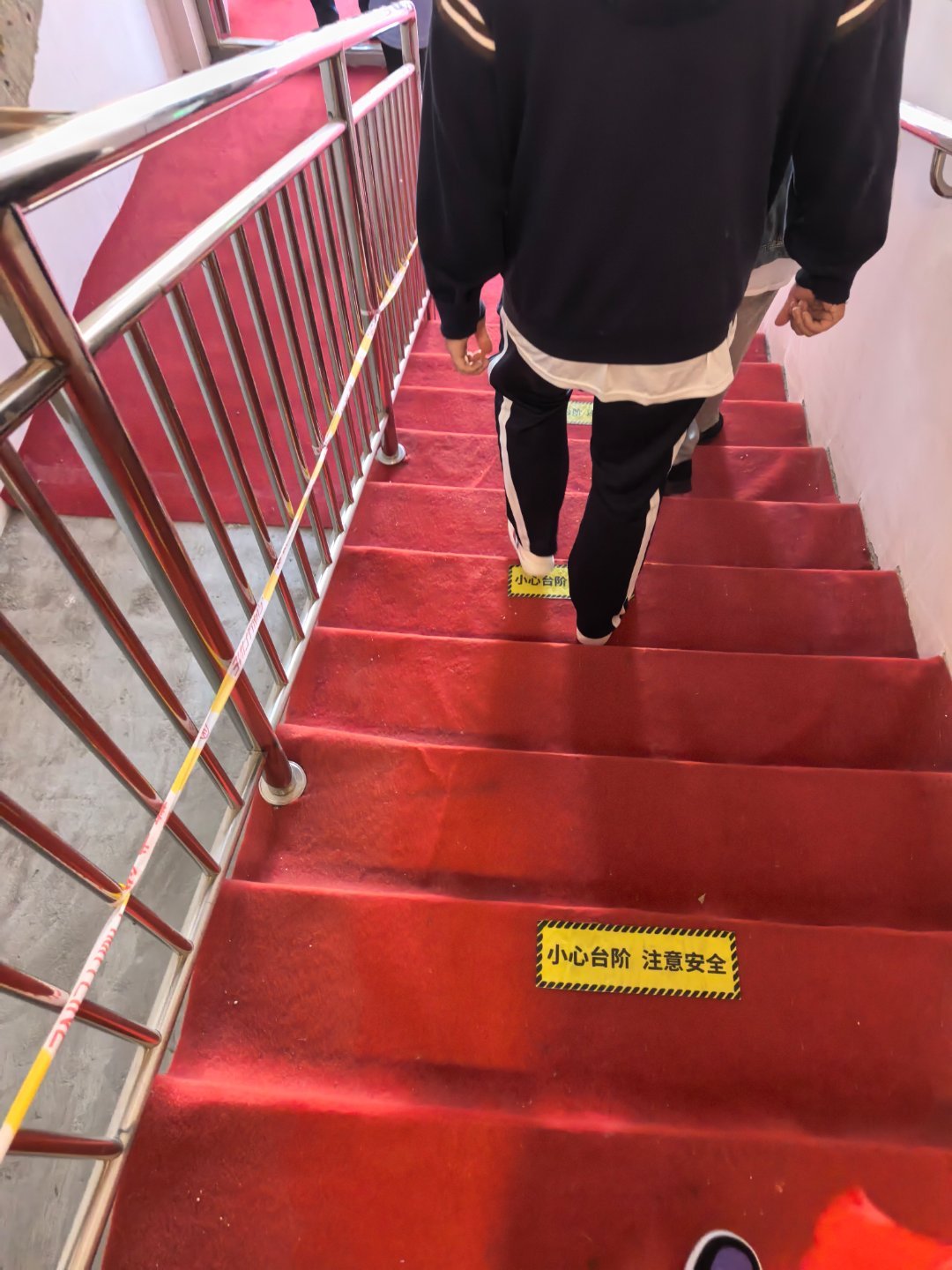 我的妈刚投完 