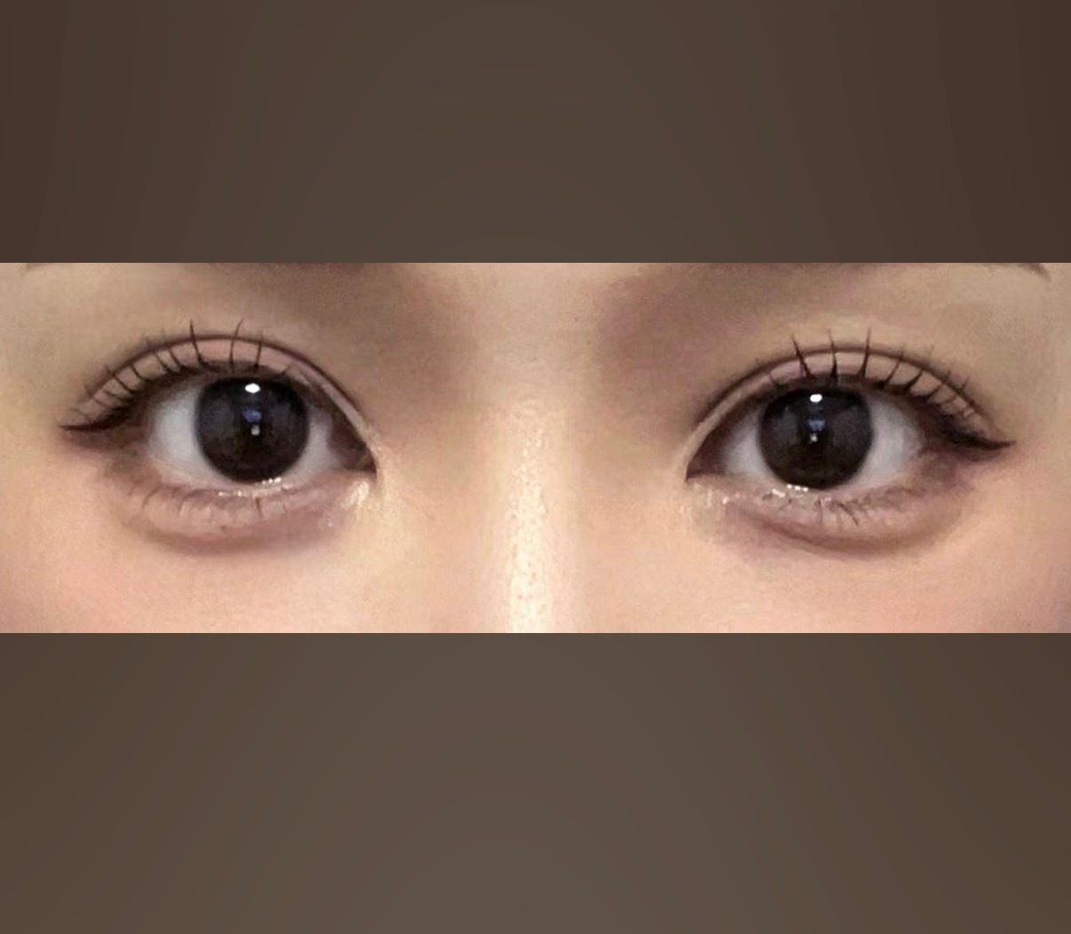 我最喜欢的睫毛形态是图一这种，Anna假睫毛的清透版。类似几根黏在一起成为一簇，