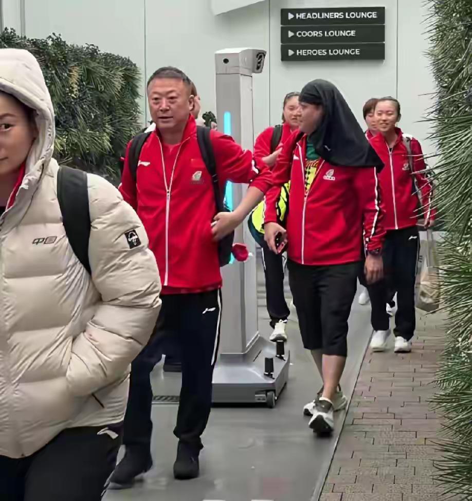 邱贻可的新封号：邱巫师。
这封号绝不是来自赢球的球技，纯属作妖混到手的。
训练结