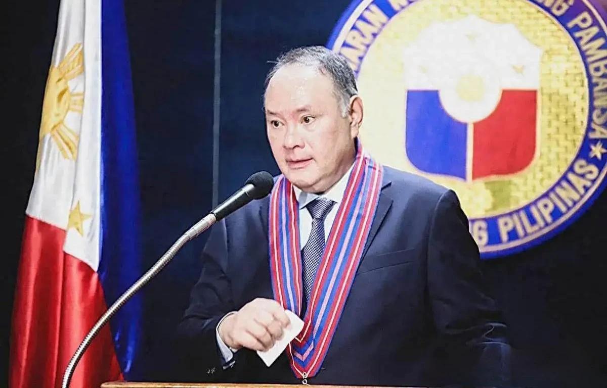 菲国家安全顾问竟然呼吁驱逐中国外交官，这说明菲律宾基本上已经是山穷水尽的地步了。