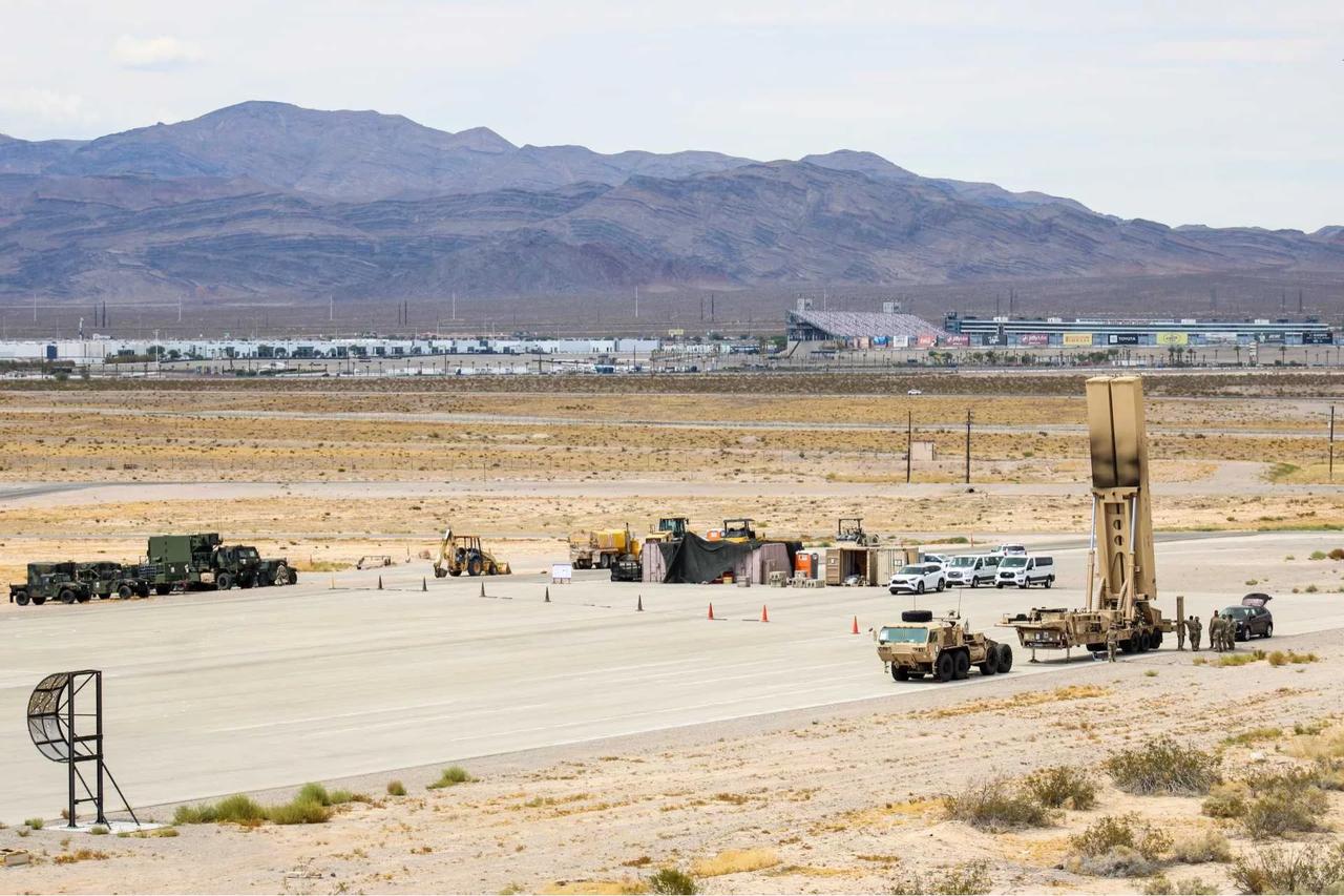 美国从卡纳维拉尔角进行疑似“黑鹰”LRHW 高超音速导弹试验
根据美国防务消息人