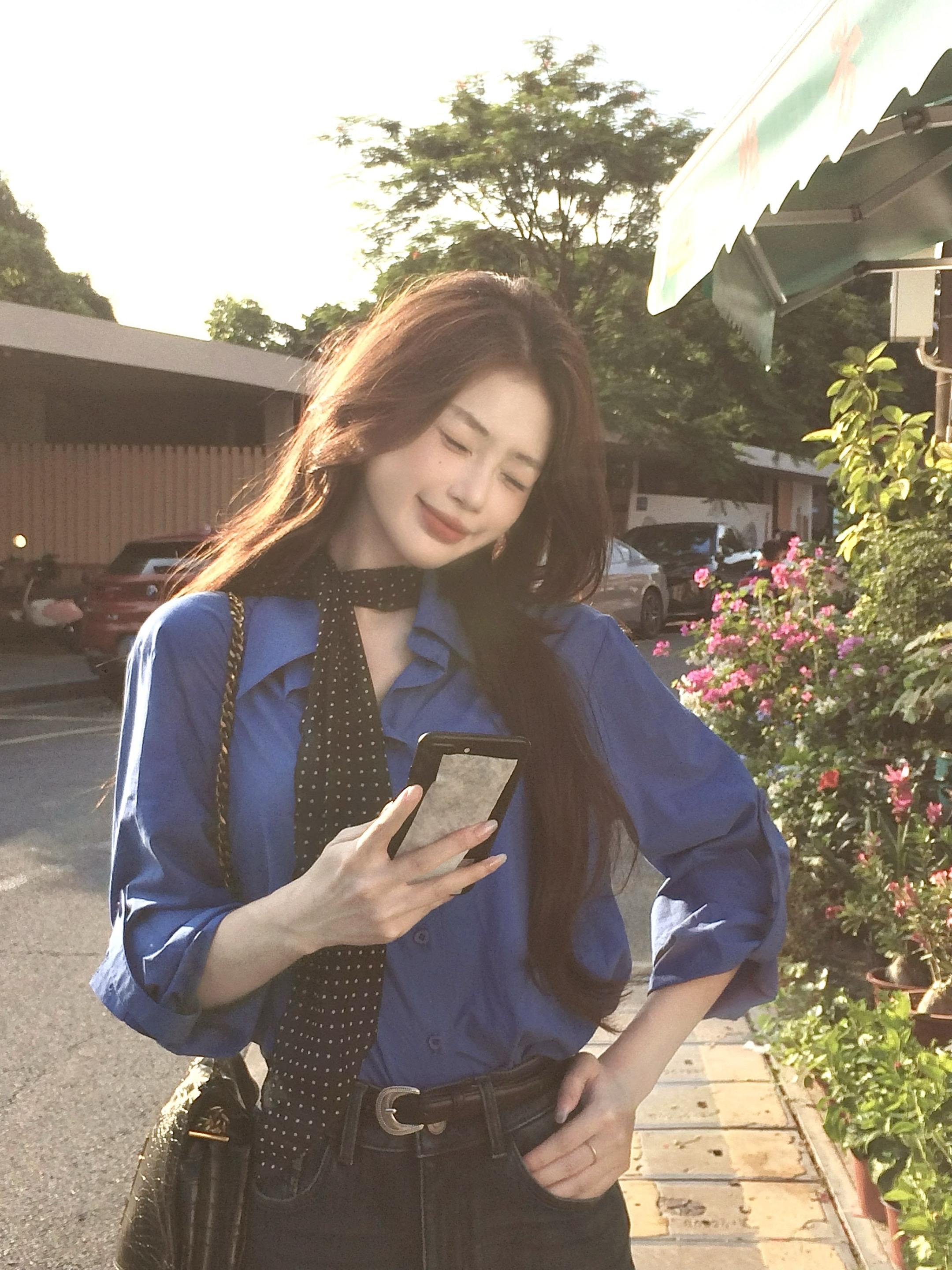 跟着红尘跟随我 浪迹一生