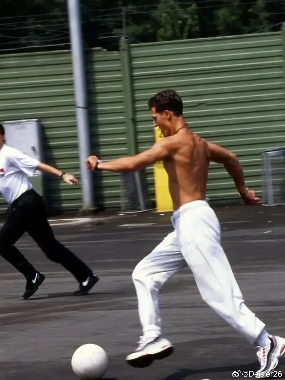 🏎️邁克爾·舒馬赫與足球⚽🖤❤️💛 