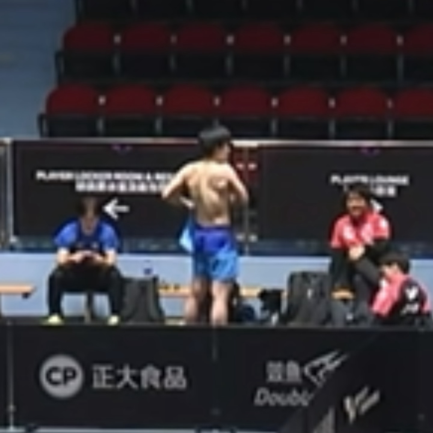 小宝宝一枚👶岸川你让开😭 ​​​