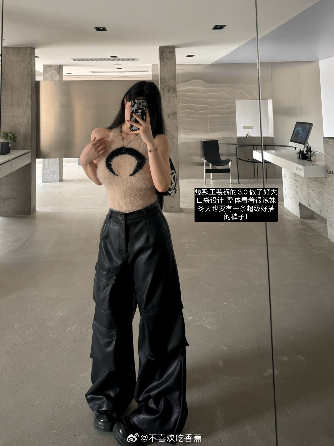 私服裤和工装裤的版型都好到爆炸！本人腿粗腿外翻 全部都给你包裹起来  上身就一下