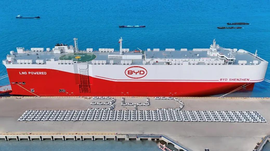 【离“下一个大众丰田”有多远？2025年中国车企“出海五虎将”盘点】比亚迪、吉利