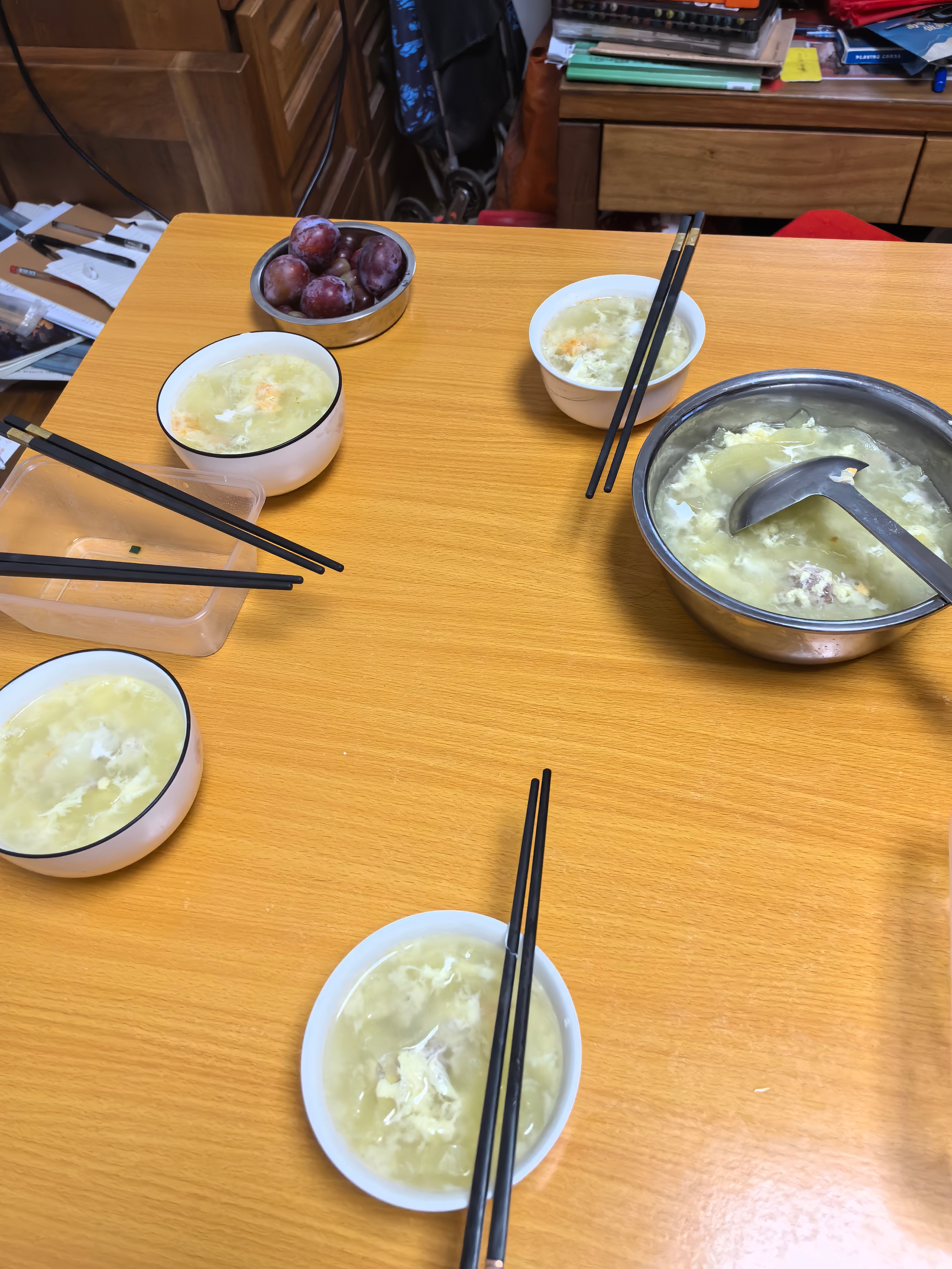 滚个白瓜瑶柱瘦肉咸蛋汤就让我全身湿透了！这个天气真的是我最不喜欢的。从来最喜欢冬