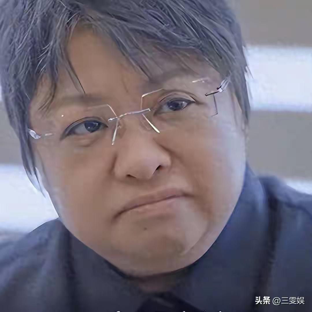 有人带节奏
还是韩红有“不为人知”的一面
最近韩红一句“走个面儿”，让她和她的基
