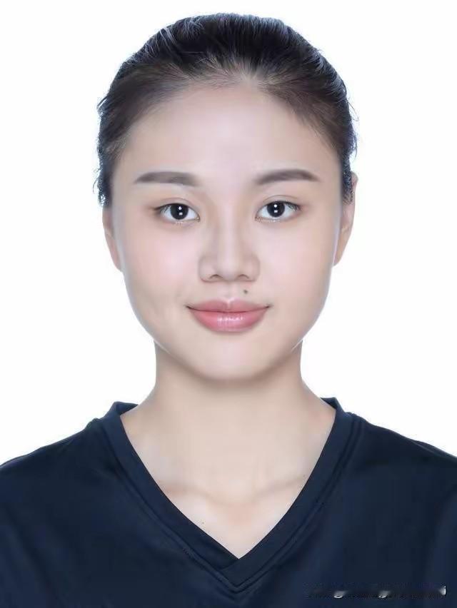 "吗"字啥意思？出个题紫黄味也这么浓。龚翔宇早已是洛杉矶奥运会周期现役中国女排队