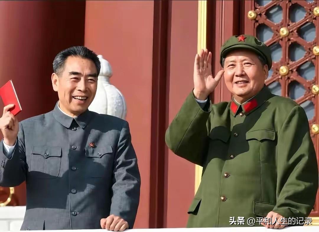 毛主席万岁！
伟大的毛泽东思想万岁！
坚决拥护毛泽东选集理论路线！[玫瑰][祈祷