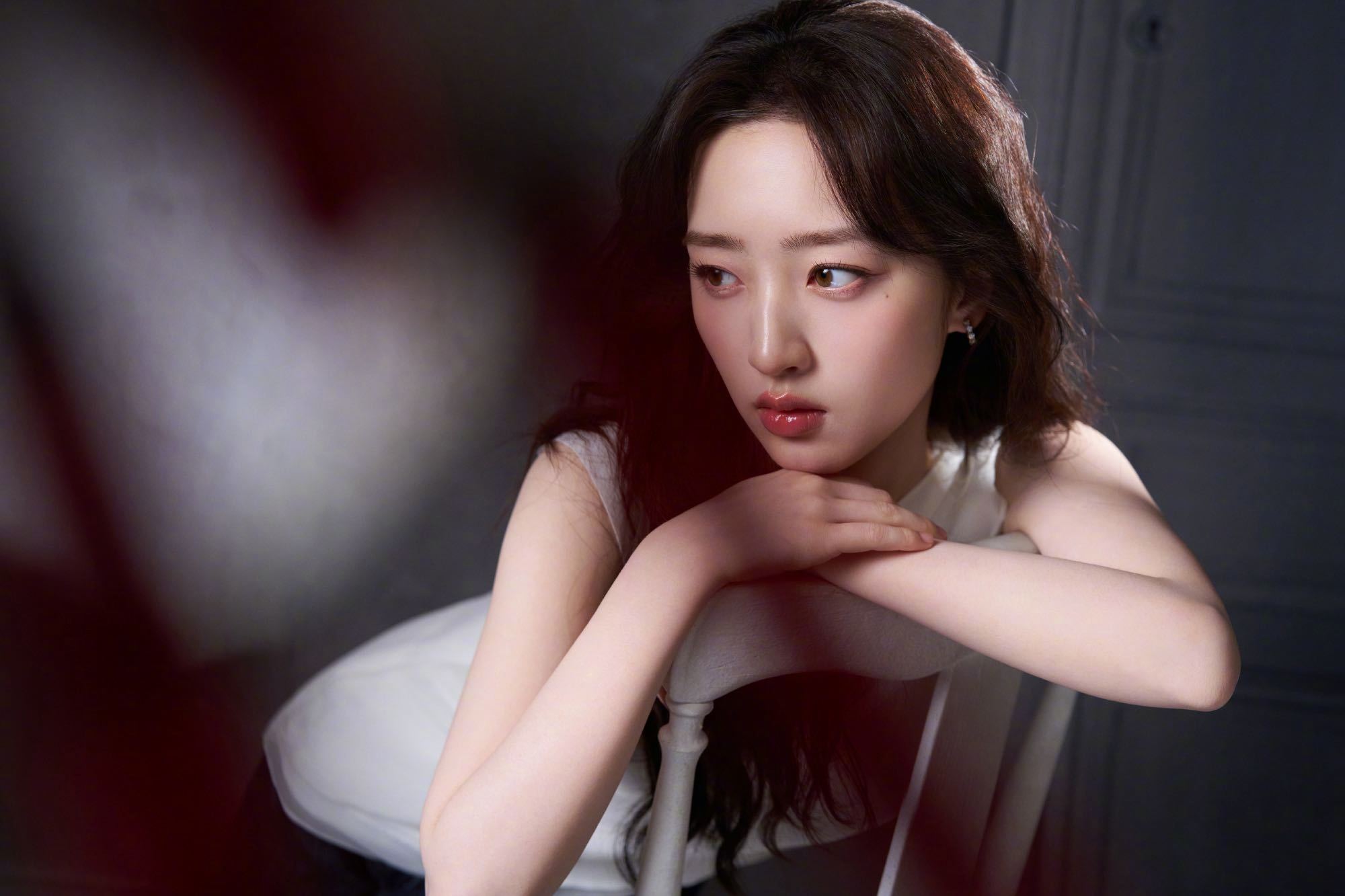 邓恩熙wink那一下 今日线下追剧团高能时刻！绝美wink来袭，清冷感与灵动感并