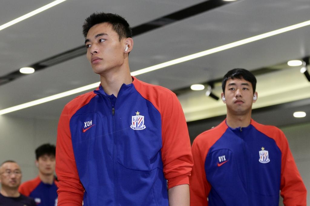 记者：薛庆浩缺席申花赛前最后一练，鲍亚雄明晚或首发