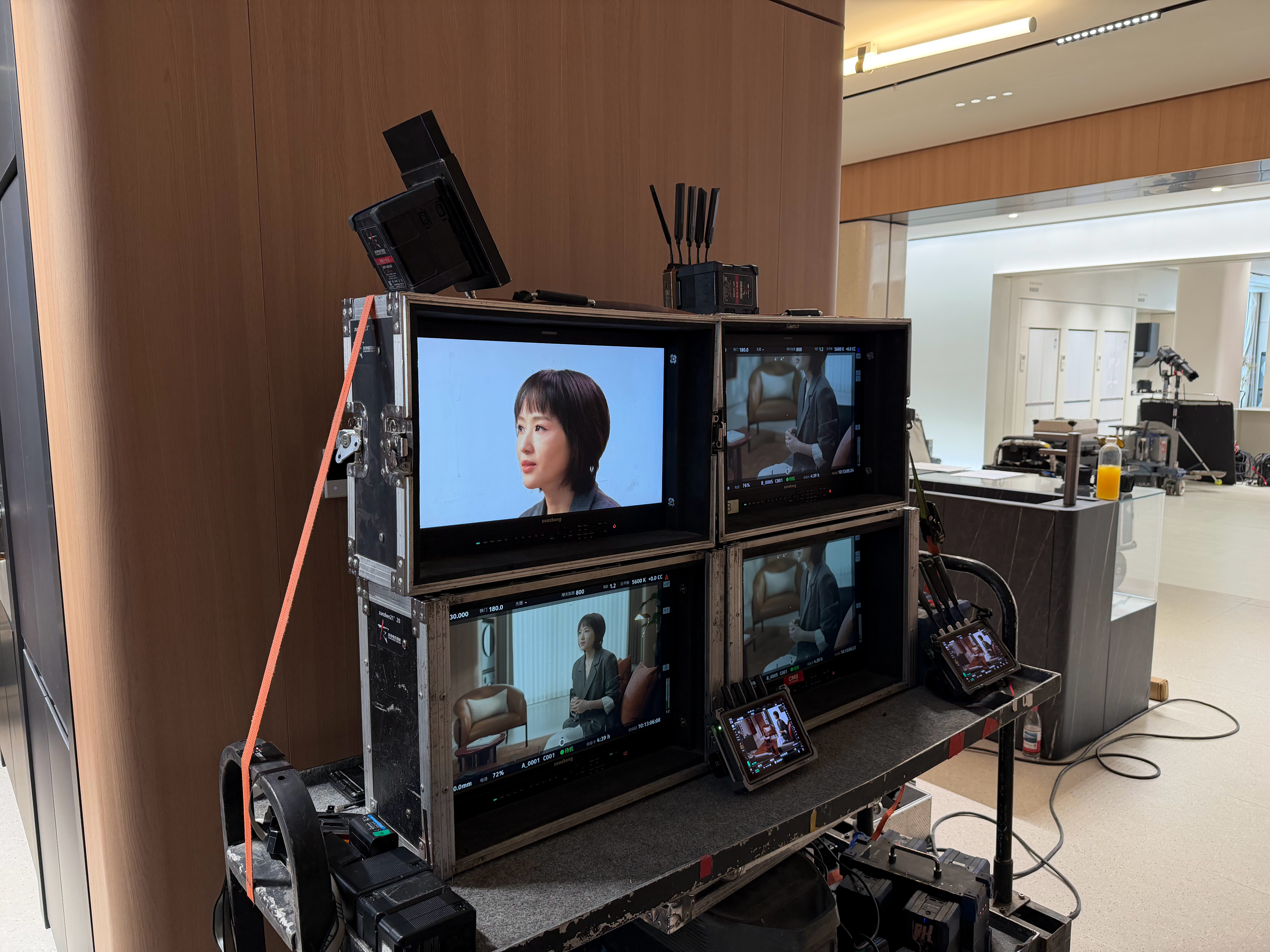 猜猜我在拍啥小米 付卷卷 爱粟