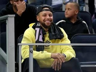 拿1.367亿打发库里？勇士这笔续约，算盘打得太精！
 
ESPN名记斯莱特9月