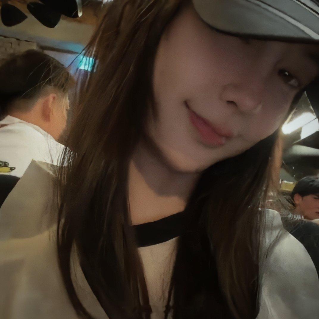 angelababy angelababy “就算我们在天南海北 因为你我会想办