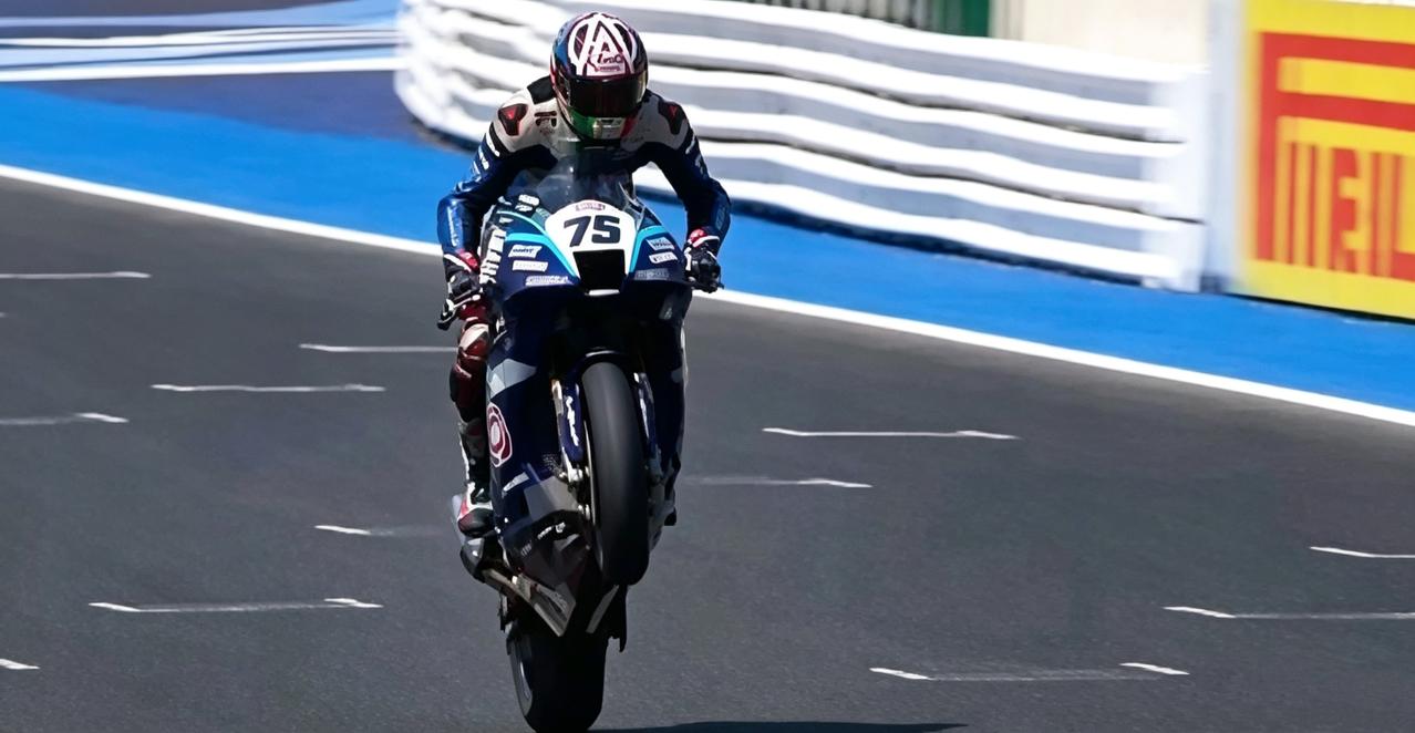 一个值得尊敬的对手！

WSBK昨晚6月14日米萨诺站第二回合，75号阿雷纳斯杂