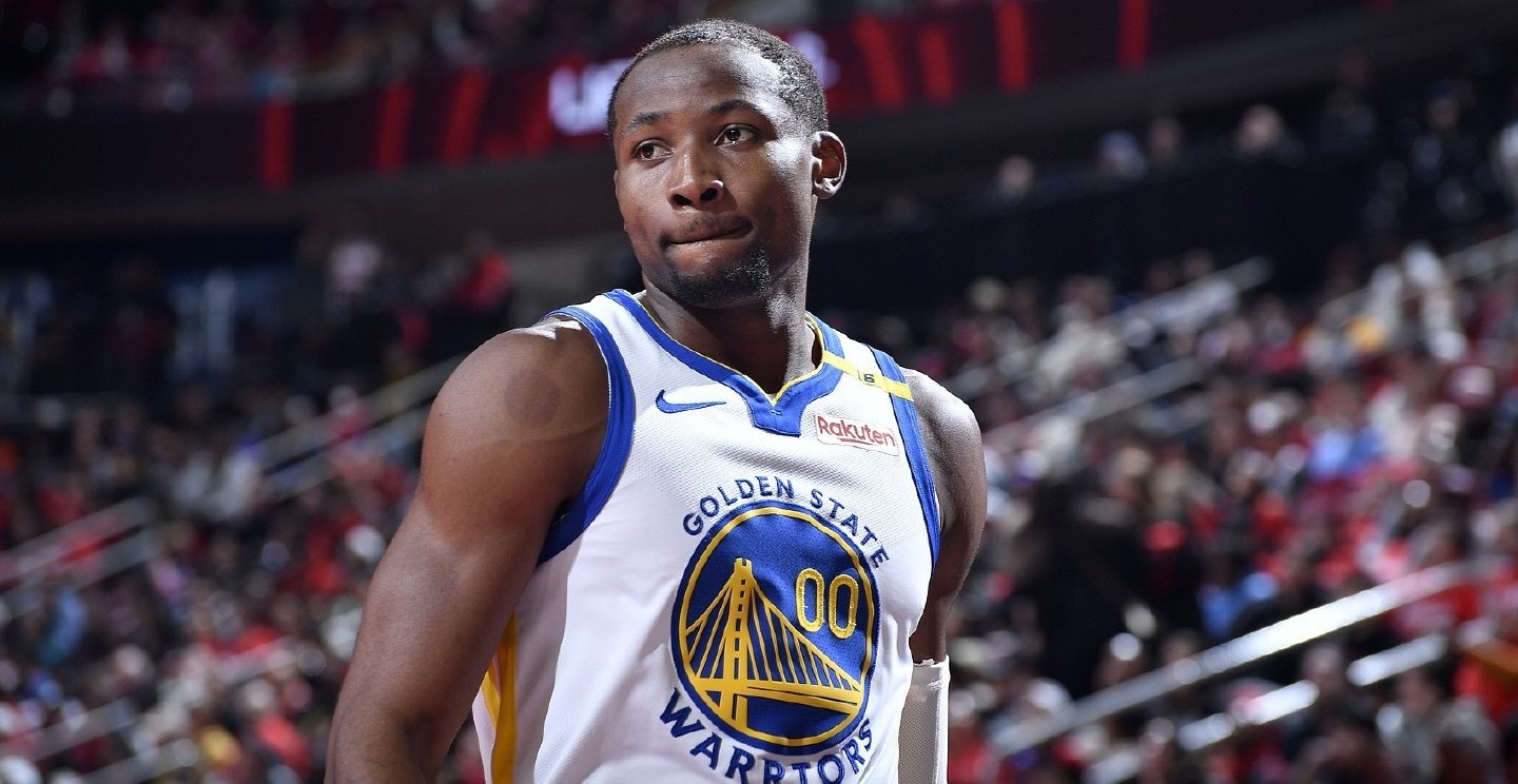 库明加的流言有一定合理性。战略上，湖人目前筹码太少，想在纯竞技层面获得更大幅度补