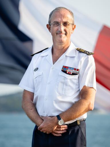 法国急了！指责中国不派海军强开霍尔木兹，网友：凭什么指挥我们
 
2026年4月