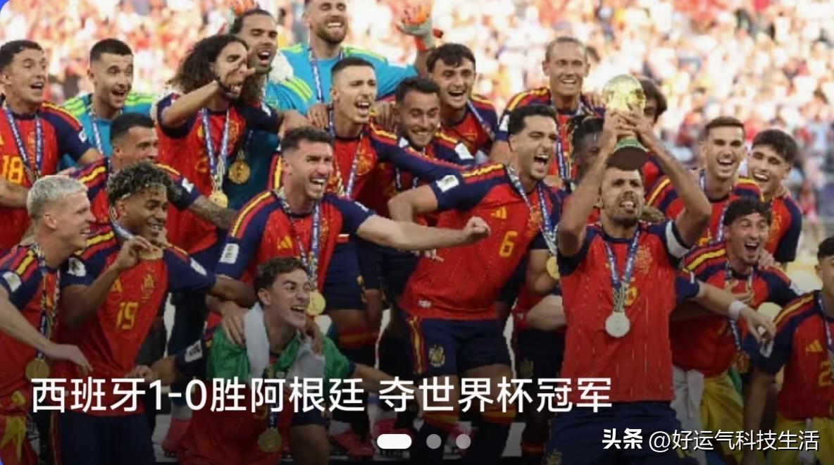 青岛大姐家里出了个超可爱的“假球迷”孙子😂
 
昨天晚上可把我笑坏了！2026