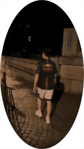穿红牛的果然是狠人！这流量就活该你吃！至少在我心中你就是网红！