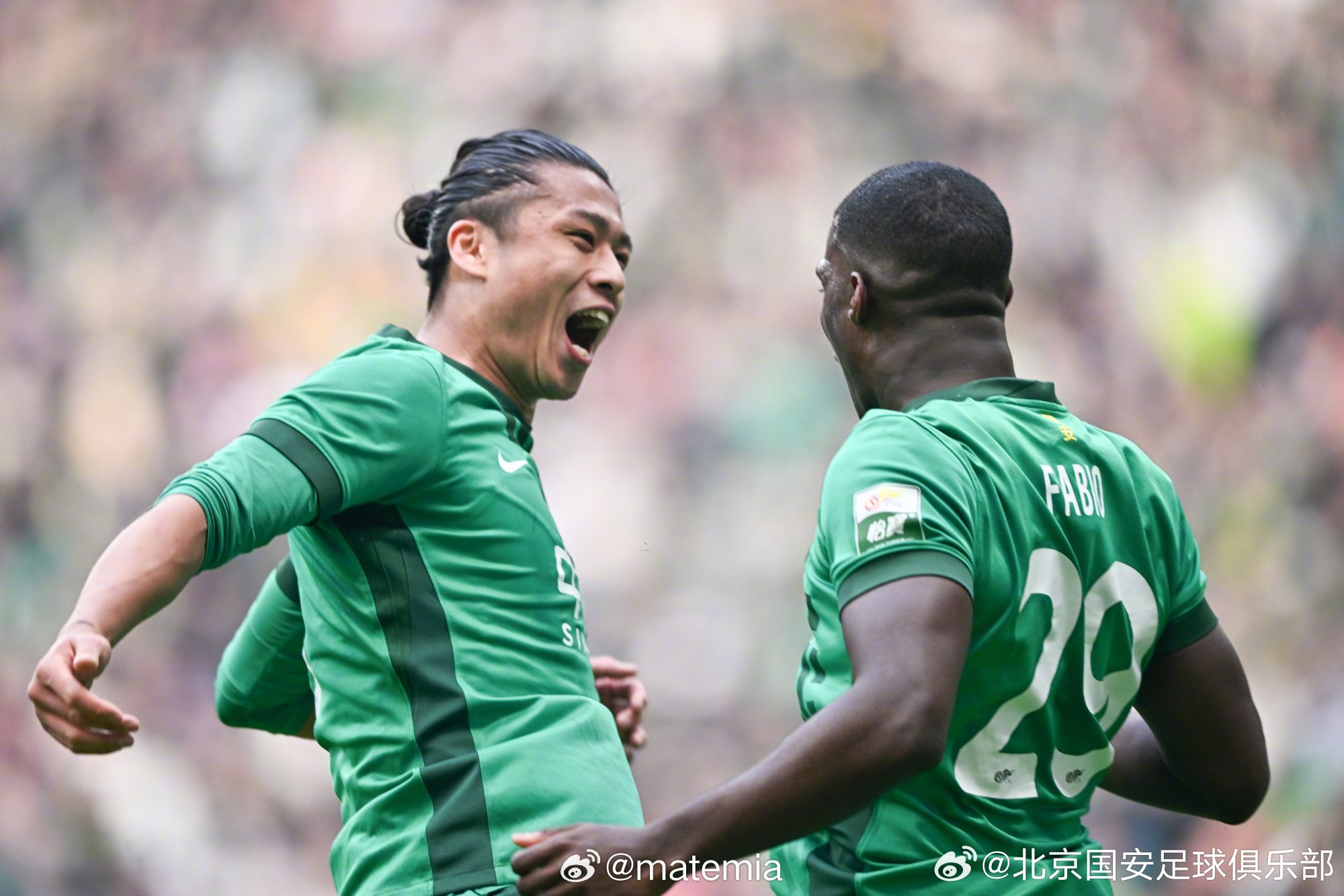 中超联赛 ⚽️⚽️⚽️🇨🇳张玉宁在北京国安与上海申花的京沪大战比赛中首开纪录